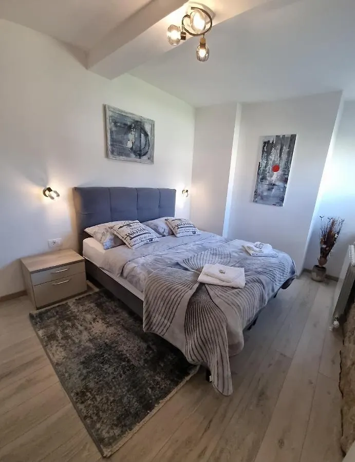 Apartman Orhideja Fužine 0*,